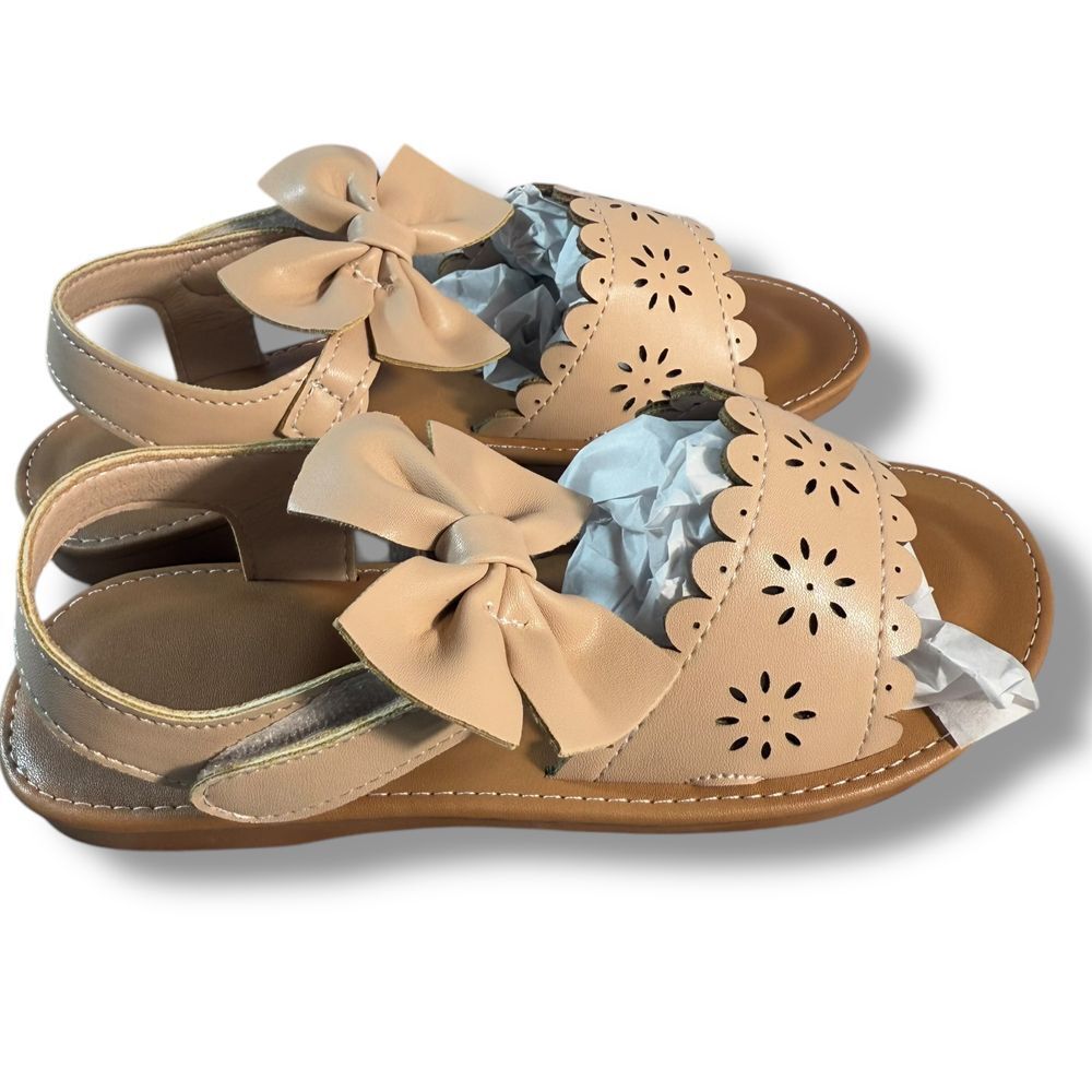Bow Sandal Beige Flower Cutout Toddler Girl Shoes Summer Casual Sz 11.5 - Picture 6 of 13